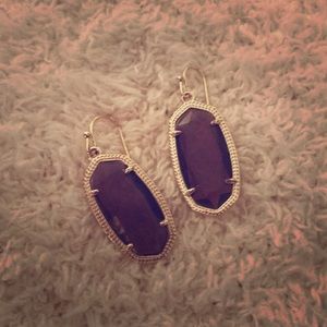 Kendra Scott “Elle” earring